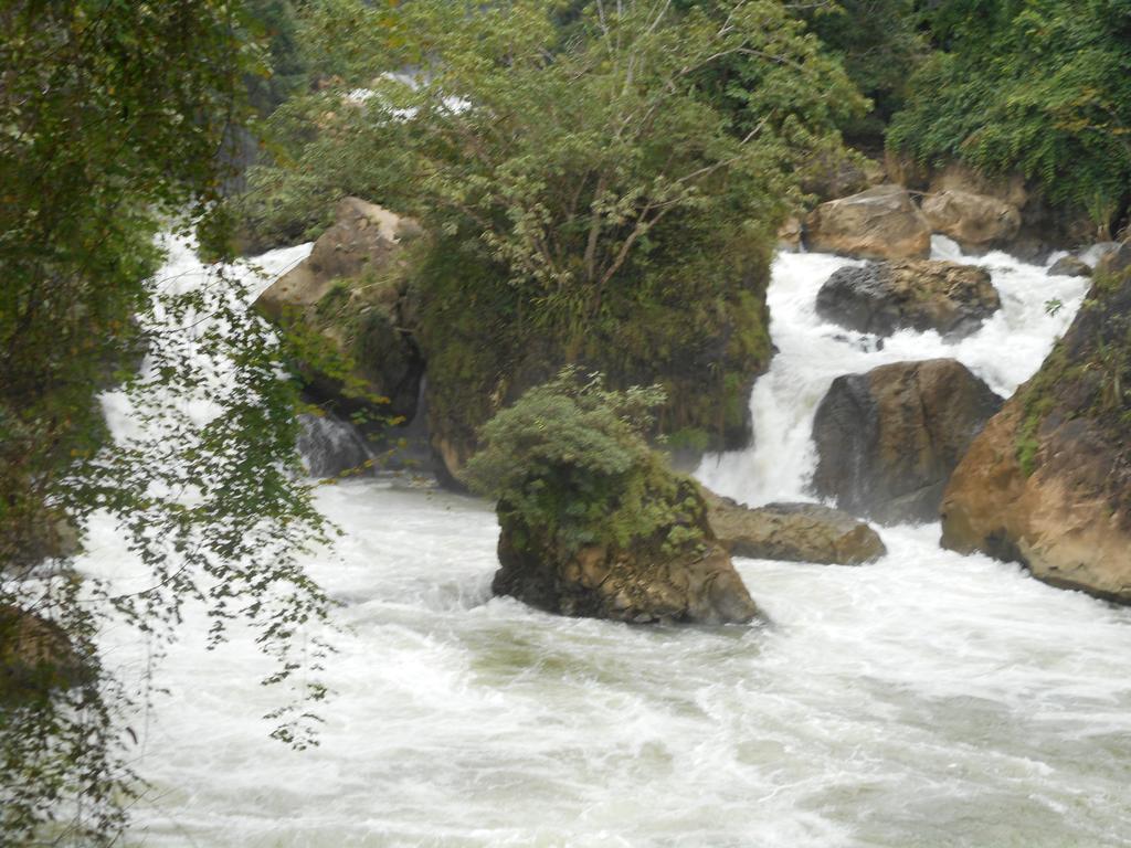 Ba Be Lake Homestay - Quynh Chi Exteriör bild