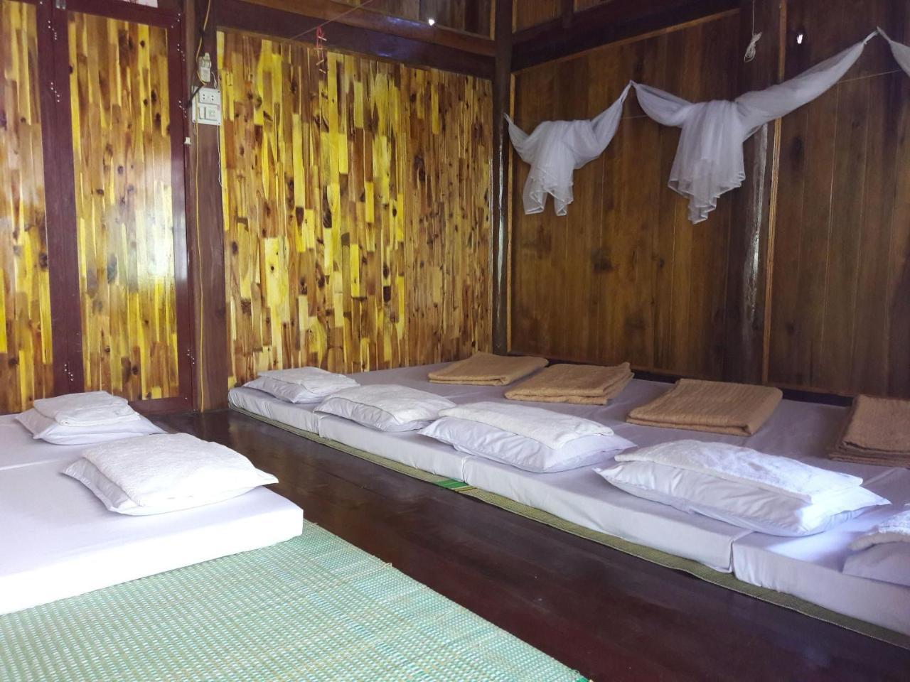Ba Be Lake Homestay - Quynh Chi Exteriör bild